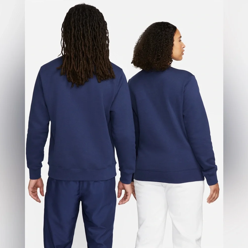 NWT Nike Crew Sweater